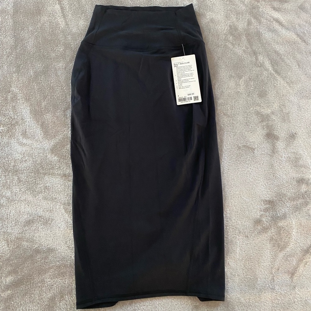 Lululemon Nulu Slim Fit High Rise Skirt NWT Sz 4